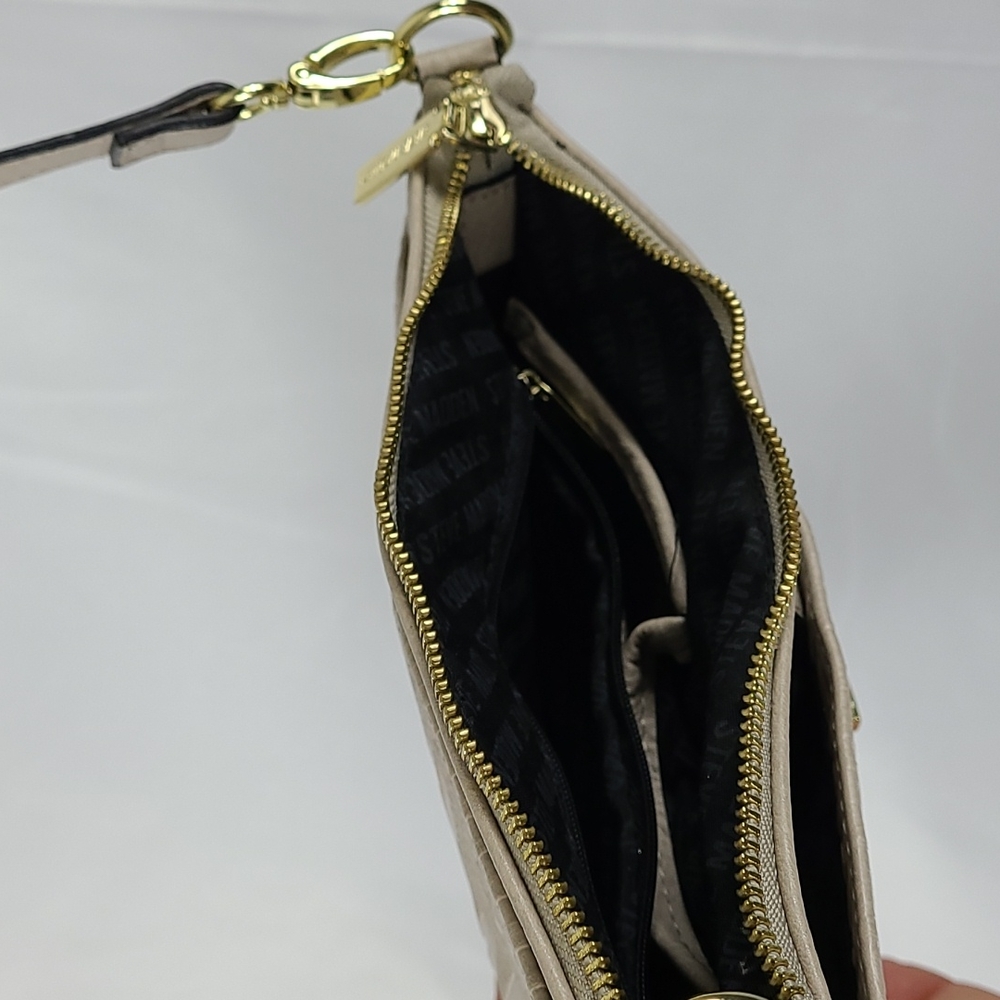 Steve Madden Purse - Picture 6 of 16